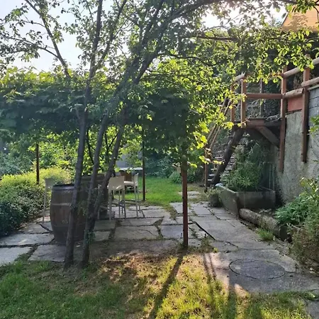 Villa Aurora *